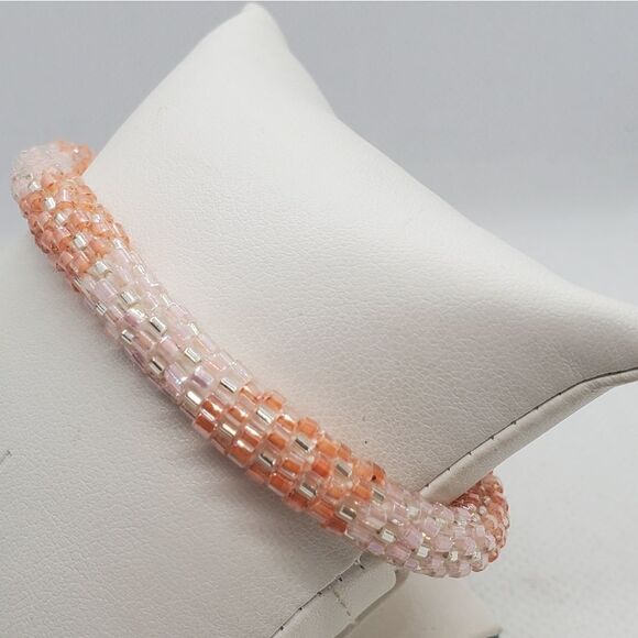 NWT 3 Strands Pink & Orange Beaded Bracelet - Picture 3 of 5